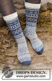 Nordfjord / DROPS 193-16 - Knitted socks in DROPS Fabel. Piece is knitted with Norwegian pattern. Size 35 to 43