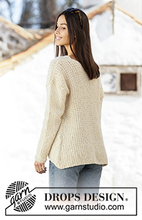 Freedom Found / DROPS 201-23 - Strikket genser i DROPS Alpaca og DROPS Brushed Alpaca Silk. Arbeidet strikkes med struktur i vinkel, med V-hals, ovenfra og ned. Størrelse S - XXXL.