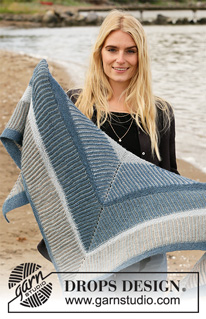 Sandstone Wrap / DROPS 203-16 - Prjónað sjal úr DROPS Alpaca. Stykkið er prjónað ofan frá og niður með röndum og klukkuprjóni í tveimur litum.