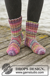 Halvhöga sockar / DROPS 203-29