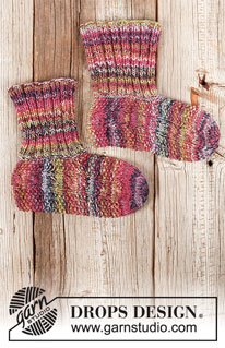 Halvhöga sockar / DROPS 203-29