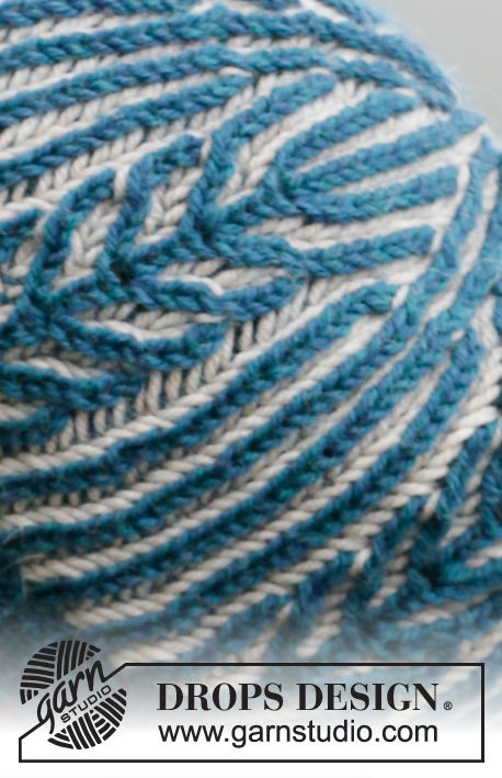 Blue Flake / DROPS 204-27 - Knitted beret in English rib with 2 colours. Piece is knitted in DROPS Merino Extra Fine.
