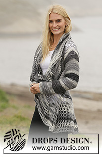 Stone Circle Jacket / DROPS 206-36 - Heklet sirkeljakke i DROPS Big Delight. Arbeidet hekles fra sentrum og ut i sirkel. Størrelse S - XXXL.