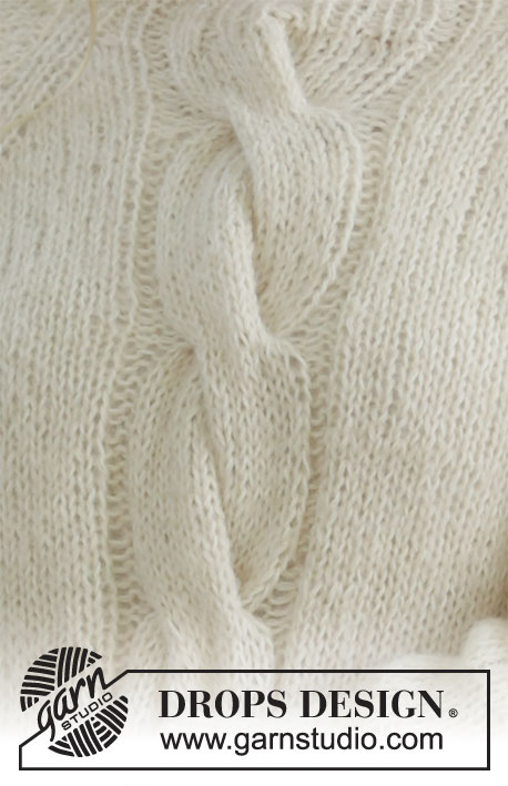 Snow Scents / DROPS 206-43 - Prjónuð peysa með laskalínu úr DROPS Brushed Alpaca Silk og DROPS Nord. Stykkið er prjónað ofan frá og niður með kaðli mitt að framan. Stærð S - XXXL.