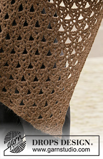 Chocolate Waterfall / DROPS 206-46 - Heklet lang firkantjakke i DROPS Air. Arbeidet hekles med hullmønster og vifter. Størrelse S - XXXL.