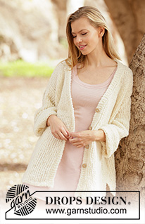 Free patterns using DROPS Alpaca Bouclé / DROPS 213-19