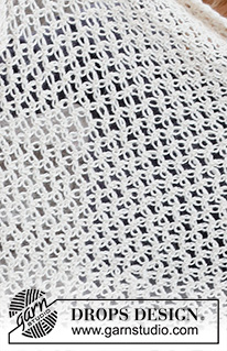 Snow Star Wrap / DROPS 214-51 - Šátek s Šalamounovými uzly háčkovaný z příze DROPS Puna