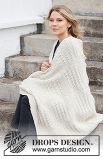 Snow Blocks / DROPS 214-52 - Strikket plaid med retstrik og strukturmønster i DROPS Nepal. Arbejdet strikkes i ruder som sys sammen til sidst.