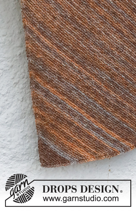 Shouldering Autumn / DROPS 214-9 - Strikket plaid i DROPS Fabel. Arbejdet strikkes i retstrik fra hjørne til hjørne.