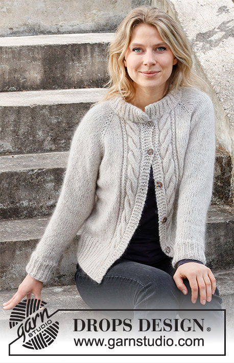 Herringbone Hill Jacket / DROPS 215-3 - DROPS Kid-Silk ja DROPS Sky lõngadest ülevalt alla kootud raglaan varrukatega palmikutega ja patentkoes silmustega kardigan suurustele S kuni XXXL
