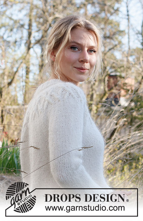 Endless Possibilities Sweater / DROPS 216-1 - Strikket bluse i DROPS Sky og DROPS Kid-Silk. Arbejdet strikkes oppefra og ned med rundt bærestykke, snoninger og dobbelt halskant. Størrelse S - XXXL