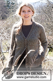North Woods / DROPS 216-21 - Chaqueta de punto con raglán en DROPS Sky y DROPS Kid-Silk. La pieza está tejida con escote en V y abertura. Tallas: S – XXXL.