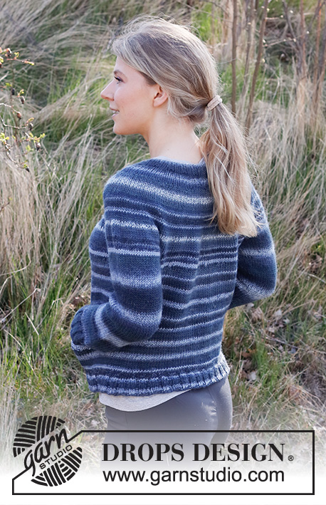 Winter Waters / DROPS 216-42 - Strikket jakke i DROPS Big Delight. Arbeidet strikkes ovenfra og ned med rundfelling og lommer. Størrelse S - XXXL.
