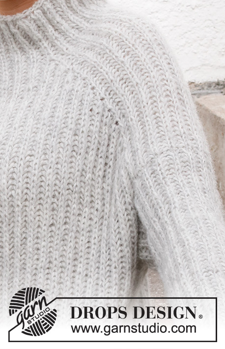 Slippery Slopes Sweater / DROPS 217-14 - Strikket bluse med patent i DROPS Air. Arbejdet strikkes med sadelskulder oppefra og ned. Størrelse XS - XXL.
