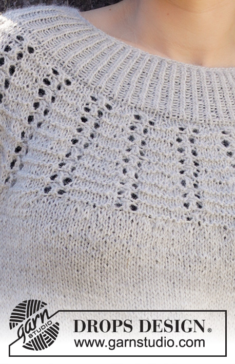 Mayan Moon Shine Sweater / DROPS 217-34 - Ylhäältä alas neulottu pusero DROPS Puna-langasta. Työssä on kaarroke, pitsineuletta ja kohoneuletta. Koot S-XXXL.
