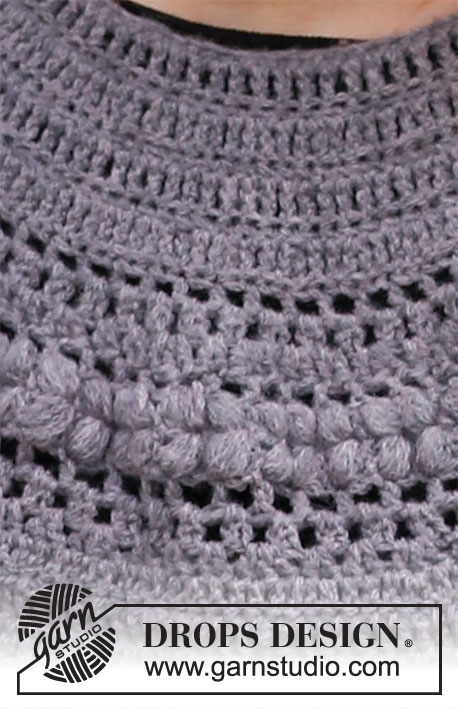Tree Hive Sweater / DROPS 218-20 - Jersey a ganchillo en DROPS Sky. La pieza está elaborada de arriba para abajo con canesú redondo y puntos puff. Tallas: S – XXXL.