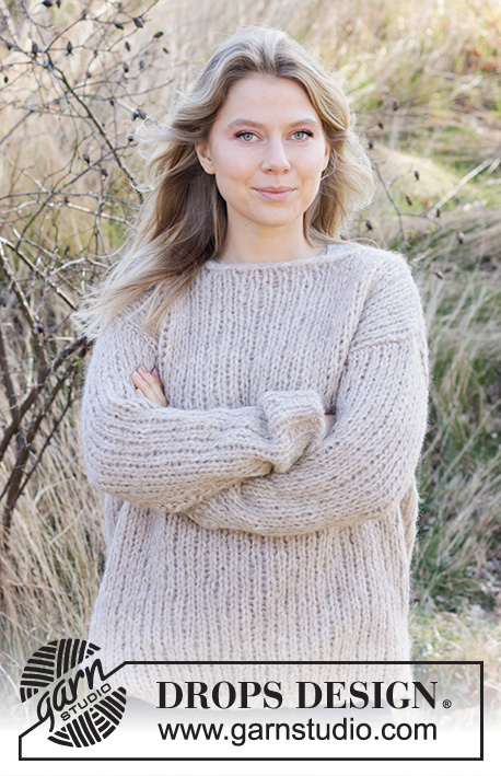 Frozen Sand Sweater / DROPS 218-33 - Tasona neulottu pusero 2-kertaisesta DROPS Melody-langasta. Työssä on sileää neuletta ja joustinneuleiset reunukset. Koot XS - XXL.