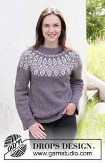 Iced Petals / DROPS 218-5 - Strikket bluse med rundt bærestykke og nordisk mønster i DROPS Sky. Arbejdet strikkes oppefra og ned. Størrelse S - XXXL.