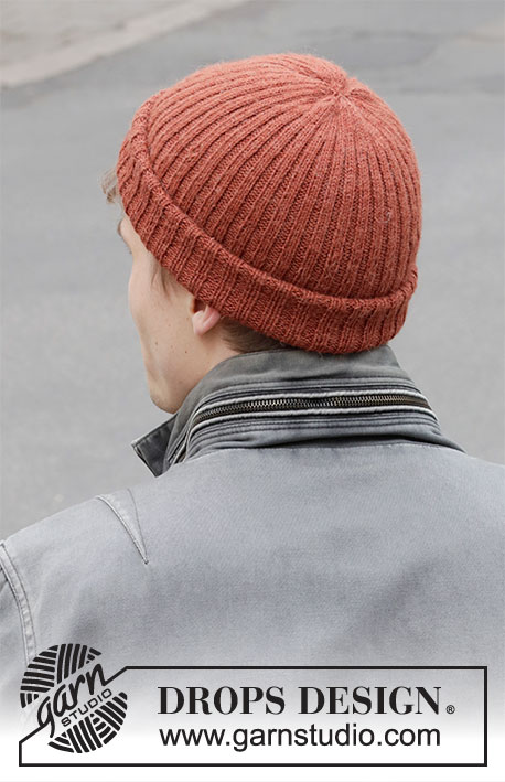 Clementin Hat / DROPS 219-6 - Strikket hue / hipsterhue til herre i DROPS Alpaca. Arbejdet er strikket i rib.