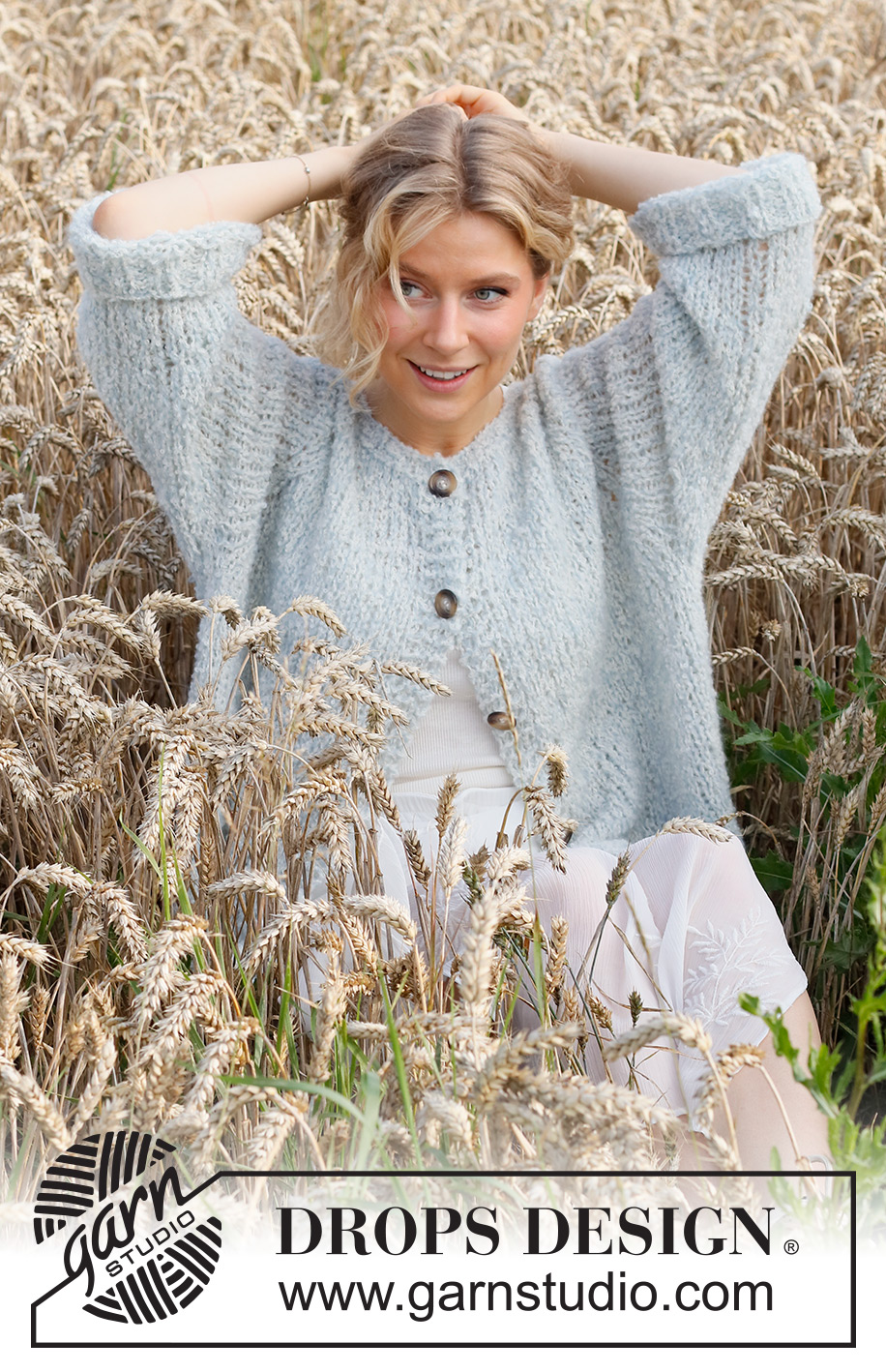 Country Dew Cardigan / DROPS 220-1 - Knitted jacket in DROPS Alpaca Bouclé and DROPS Brushed Alpaca Silk. Piece is knitted top down with raglan. Size: S - XXXL