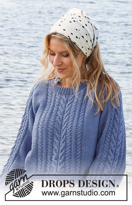 Swept Away / DROPS 221-12 - Strikket bluse i DROPS Merino Extra Fine. Arbejdet strikkes oppefra og ned med sadelskulder, dobbelt halskant, snoninger og ballonærmer. Størrelse S - XXXL.
