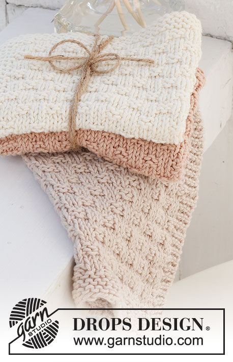 Me Time / DROPS 221-48 - Knitted cloths with textured pattern in DROPS Safran.