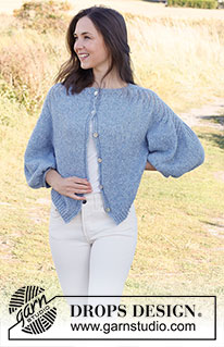 Sapphire Trails Cardigan / DROPS 222-23 - Gilet tricoté de haut en bas, avec point ajouré et manches ¾ bouffantes, en DROPS Sky. Du S au XXXL.