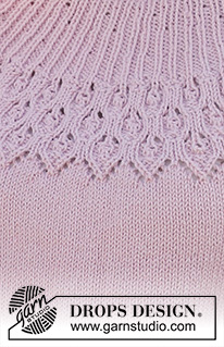 Now and Forever / DROPS 222-34 - Pull tricoté de haut en bas avec bordure d'encolure roulottée, empiècement arrondi ajouré et manches courtes, en DROPS Merino Extra Fine. Du S au XXXL