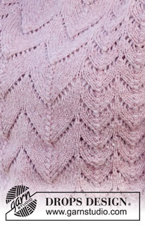 Pink Sandstone / DROPS 222-37 - Strikket bluse i DROPS Sky. Arbejdet strikkes oppefra og ned med hulmønster og sadelskuldre. Størrelse S - XXXL.