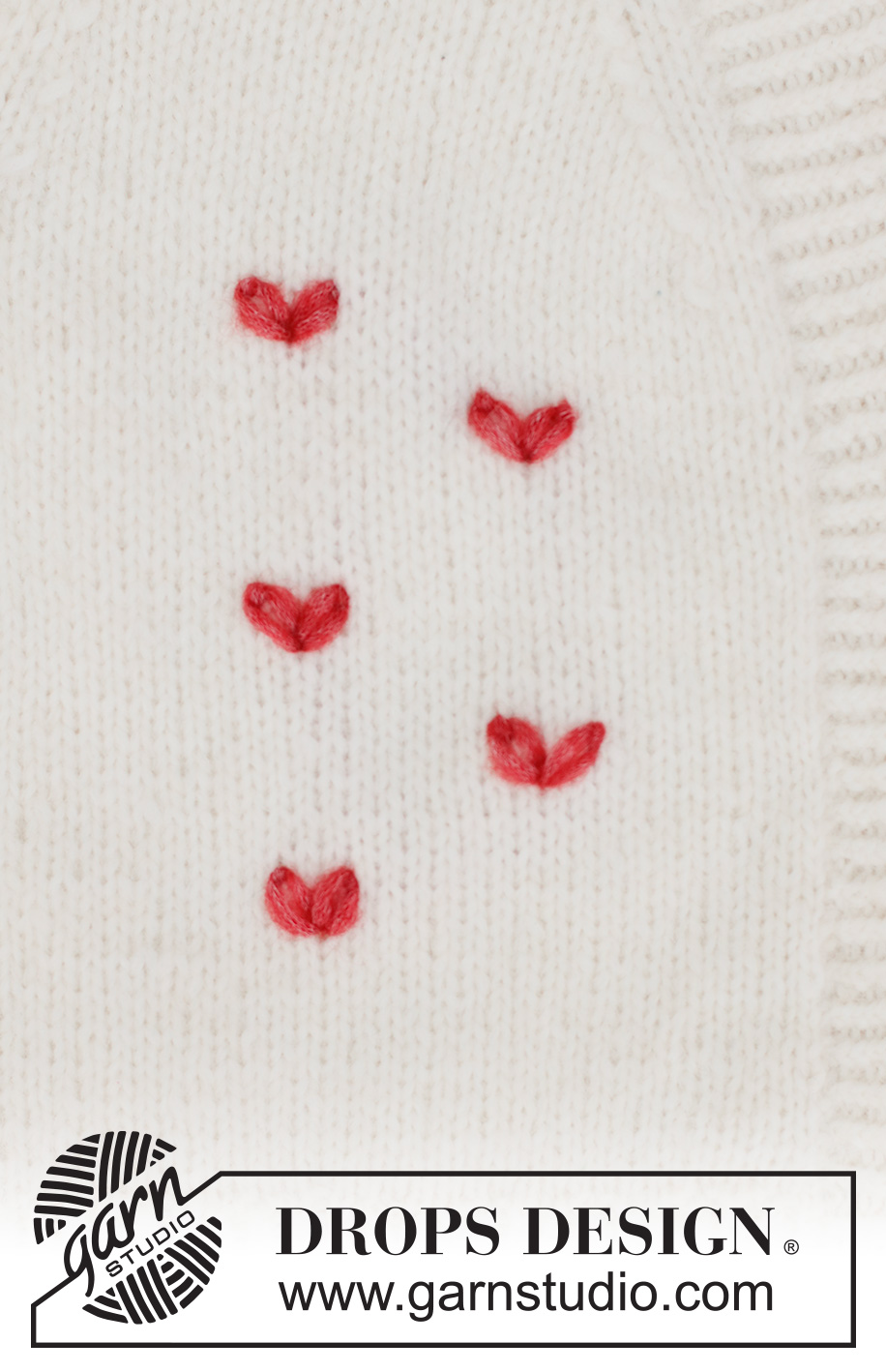 Fluttering Hearts / DROPS 222-49 - Broderet hjerte i DROPS Air. Hjertet er broderet med kædesting.
Tema: Broderi
