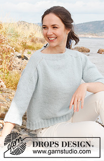 Blue Glaze Sweater / DROPS 222-9 - Strikket bluse med skulderudtagning til sadelskuldre i DROPS Air. Arbejdet strikkes oppefra og ned med ¾-lange ærmer. Størrelse S - XXXL.