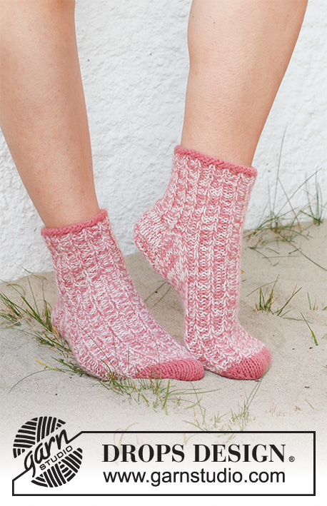 Canadian Climbers / DROPS 223-42 - Chaussettes tricotées avec 2 fils DROPS Nord. Du 35 au 43.