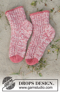 Canadian Climbers / DROPS 223-42 - Chaussettes tricotées avec 2 fils DROPS Nord. Du 35 au 43.