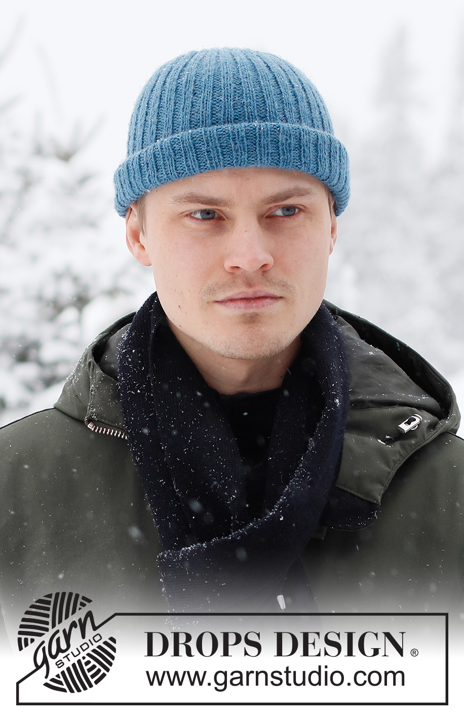 Winter Mist Hat / DROPS 224-28 - DROPS Alpaca lõngast alt üles kootud soonikkoes meeste hipster müts suurustele S kuni XXL
