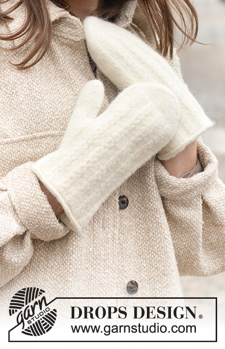 Find the Magic / DROPS 225-15 - Knitted and felted mittens in DROPS Lima. Piece is knitted in stocking stitch and lace pattern.