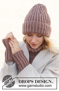 Winter Trifecta / DROPS 225-17 - Bonnet, plastron et manchettes tricotés en DROPS Snow ou DROPS Wish. Se tricote en côtes.