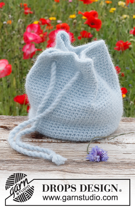 Treasure Pouch / DROPS 225-43 - Heklet veske i DROPS Air.