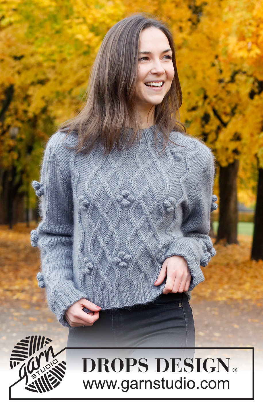 Frosted Fruit Sweater / DROPS 226-23 - Gebreide trui in DROPS Lima en DROPS Kid-Silk. Het werk wordt van boven naar beneden gebreid met kabels, bobbels en dubbele halsrand. Maat: S - XXXL