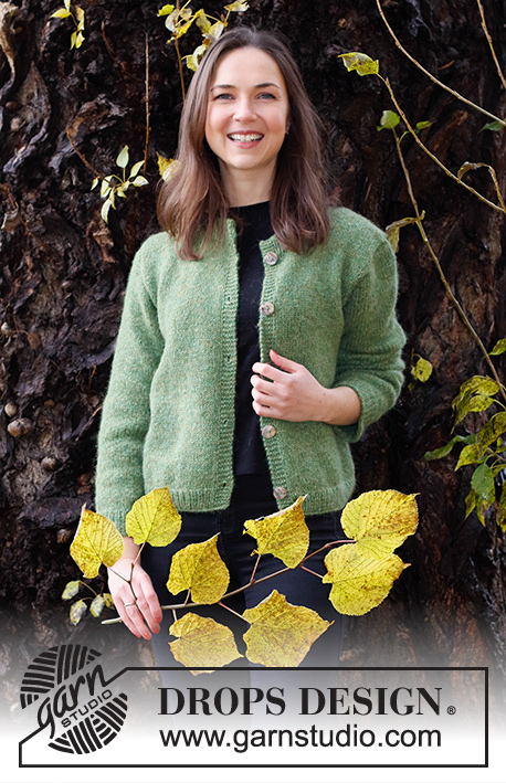 Serene Forest Cardigan / DROPS 226-27 - Gebreid vest in DROPS Air. Het werk wordt gebreid in tricotsteek, met dubbele hals. Maten S - XXXL.