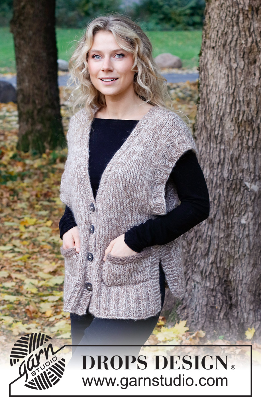 Cosy Mosey / DROPS 226-35 - Knitted vest in DROPS Air and DROPS Brushed Alpaca Silk. The piece is worked with V-neck, ribbed edges and pockets. Sizes S - XXXL.