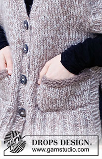 Cosy Mosey / DROPS 226-35 - Knitted vest in DROPS Air and DROPS Brushed Alpaca Silk. The piece is worked with V-neck, ribbed edges and pockets. Sizes S - XXXL.