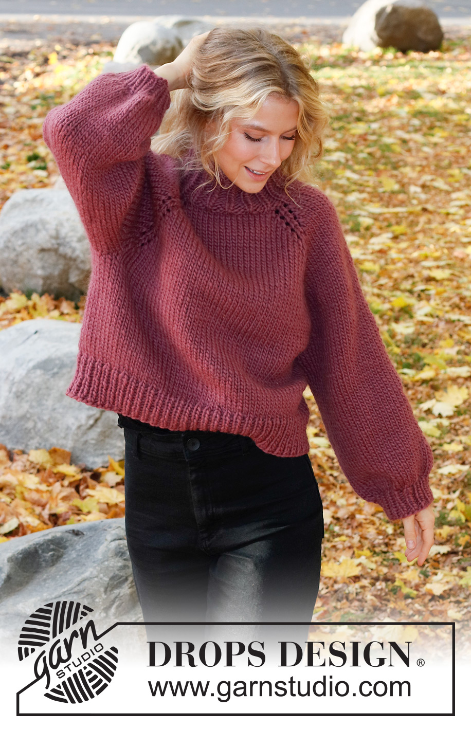 Crisp Cranberry / DROPS 226-37 - Knitted jumper in DROPS Snow. The piece is worked top down with raglan, balloon sleeves and broad, ribbed edging. Sizes XS - XXL.