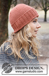 Lucky Penny / DROPS 226-51 - Knitted hat in DROPS Nepal. The piece is worked with stocking stitch and ribbed edges.