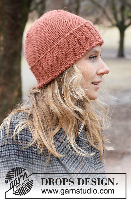 Lucky Penny / DROPS 226-51 - Knitted hat in DROPS Nepal. The piece is worked with stocking stitch and ribbed edges.