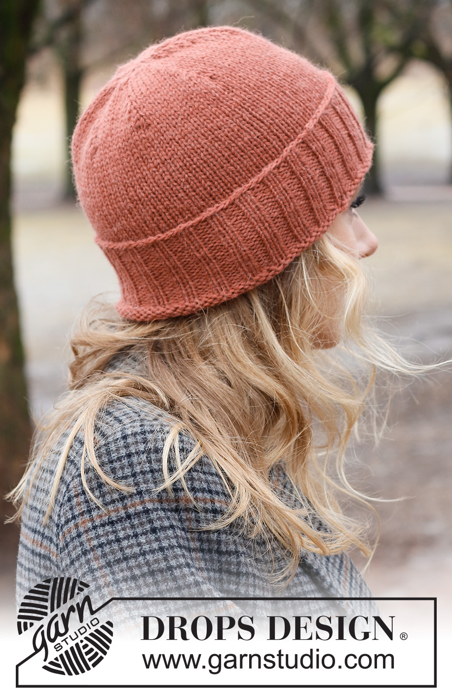 Lucky Penny / DROPS 226-51 - Knitted hat in DROPS Nepal. The piece is worked with stocking stitch and ribbed edges.