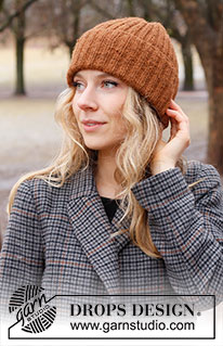 Pumpkin Patch Hat / DROPS 226-55 - Bonnet tricoté / bonnet hipster tricoté en côtes, en DROPS Sky.