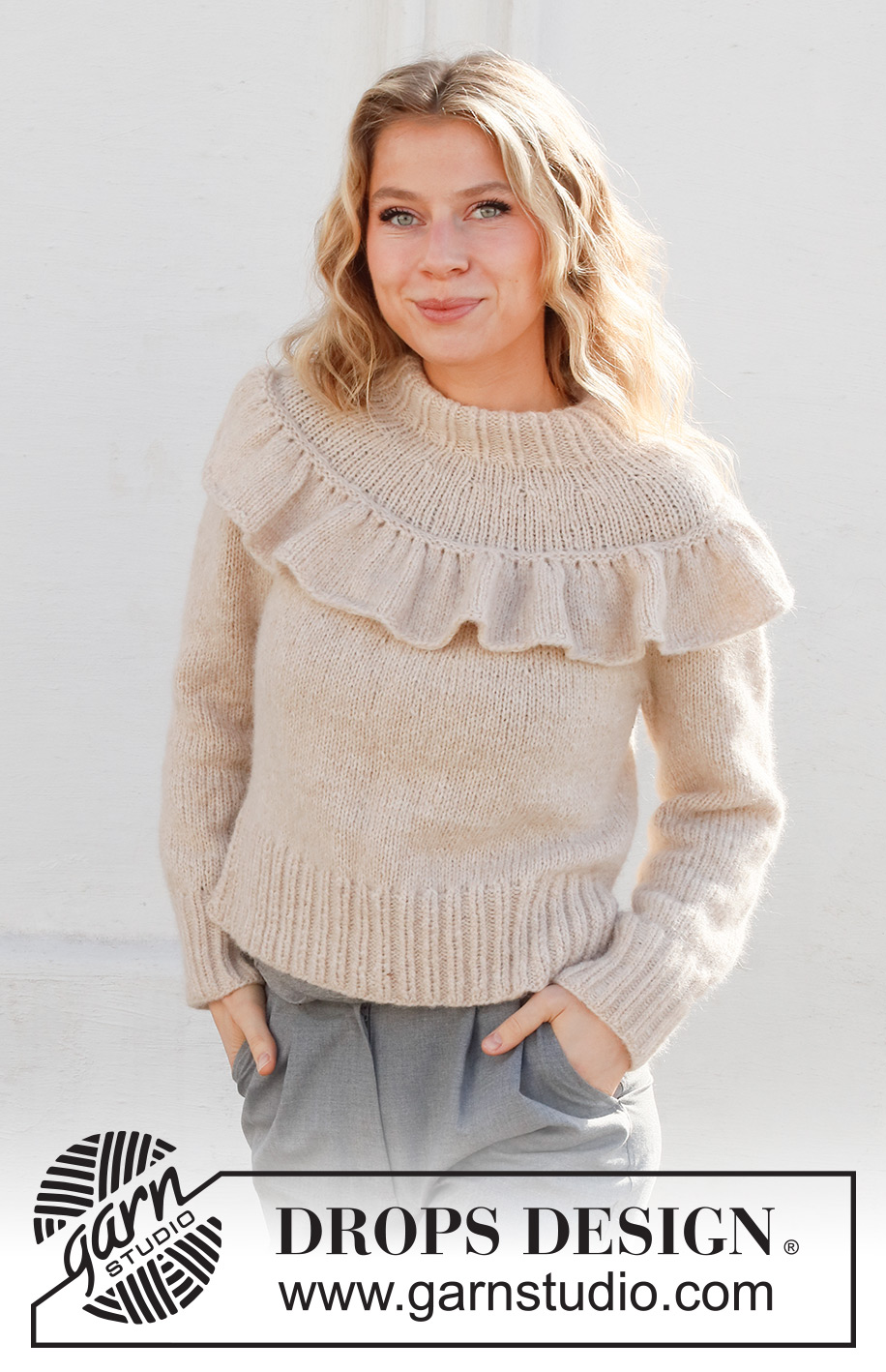 Winter Frill / DROPS 227-12 - Strikket genser i DROPS Air. Arbeidet strikkes ovenfra og ned med rundfelling og rysje. Størrelse S – XXXL.