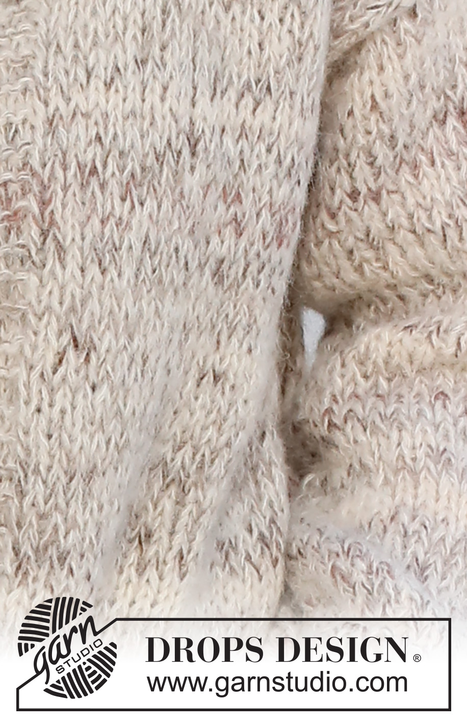 Habitat Cardigan / DROPS 227-15 - Stickad kofta i 1 tråd DROPS Fabel och 2 trådar DROPS Brushed Alpaca Silk. Arbetet stickas med krage. Storlek S - XXXL.