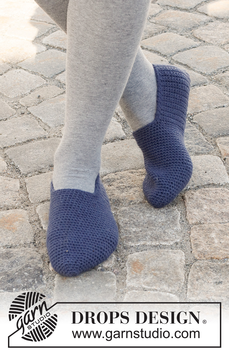 Blue Suede Shoes / DROPS 227-56 - Crocheted slippers with double crochets in DROPS Lima. Sizes 35 – 43.