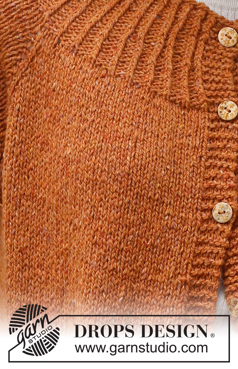 Warm Orange / DROPS 228-17 - Strikket jakke i DROPS Soft Tweed. Arbejdet strikkes oppefra og ned med raglan, kanter i rib, slids i siderne og lommer. Størrelse XS - XXL.